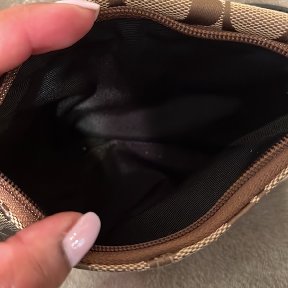 Coach wristlet - Picture 3 of 3